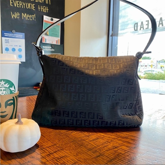 Authentic Fendi Zucca Zucchino Mama Forever Baguette - Picture 5 of 11